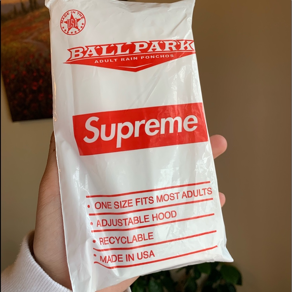 Supreme Ponchos SS20